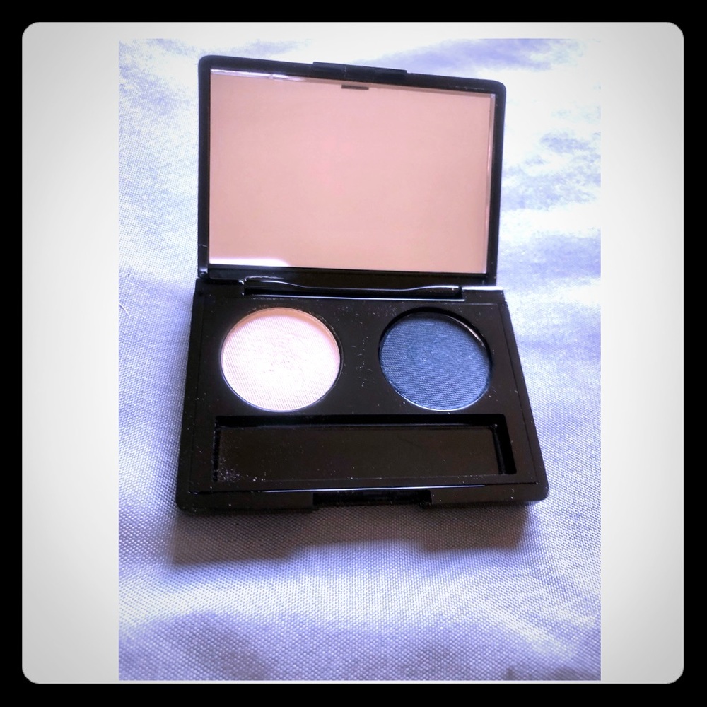 3/$20 VICTORIA SECRET SHADOW DUO  -NEW